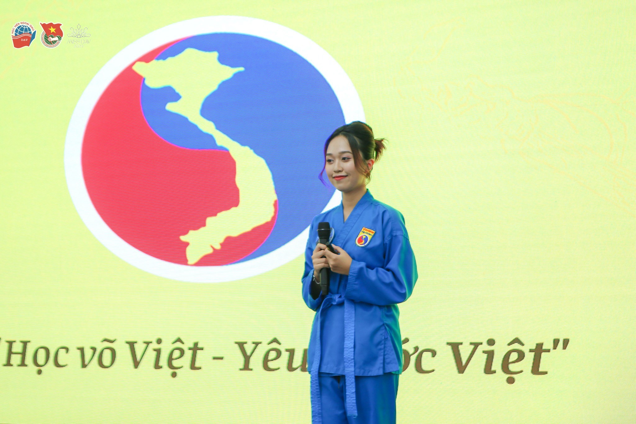 Semi-final eloquence night of Miss DAV 2023: Knowledge's beauty interview with Vietnamese culture